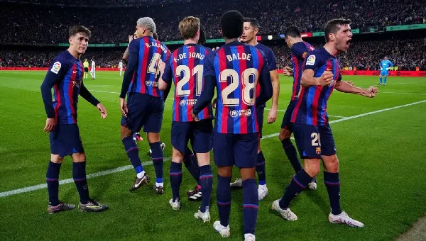 برشلونة