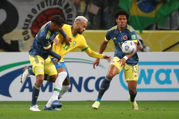 البرازيل ضد كولومبيا