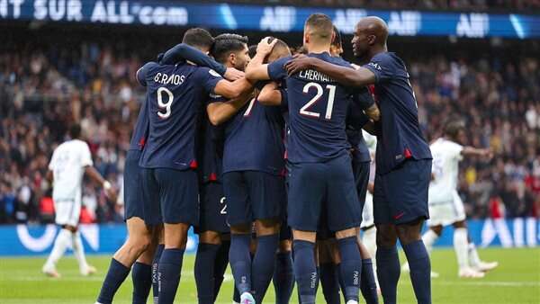 موعد مباراة ميلان وباريس سان جيرمان