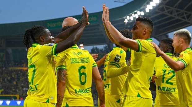 معلق مباراة باريس سان جيرمان ونانت