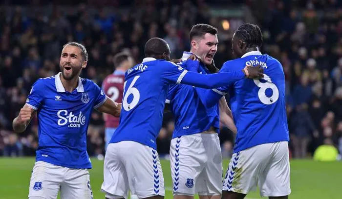 معلق مباراة توتنهام هوتسبير ضد إيفرتون