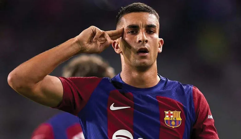 موقف توريس من الرحيل عن برشلونة