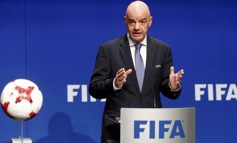 تعليقات قوية من إنفانتينو على وفاة فرانز بيكنباور