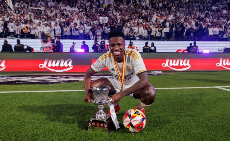 هل يودع فينيسيوس جونيور ريال مدريد لصالح مبابي؟