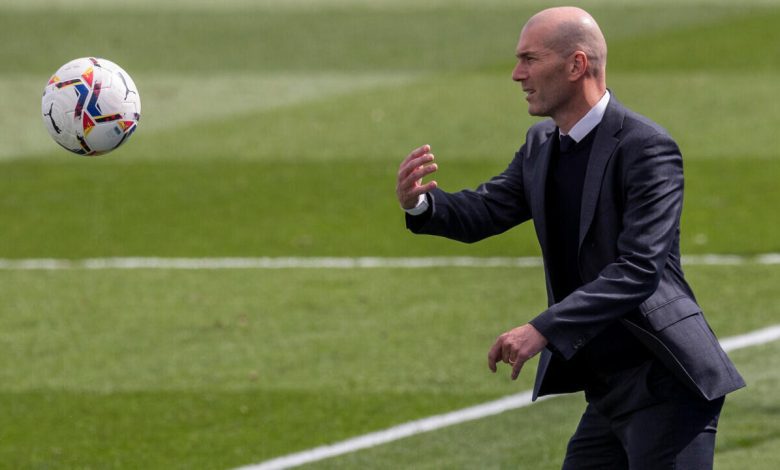 زين الدين زيدان يمدح بيلينجهام ويكشف عن مفاجأة بشأن انتقال مبابي إلى ريال مدريد