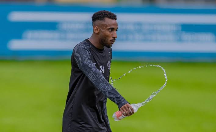 صراع الهلال والنصر على متعب الحربي: من سيحسم الصفقة؟