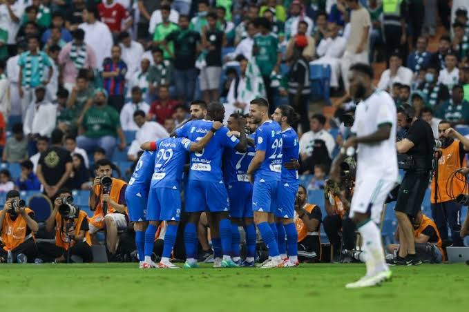 الهلال يسعى لتعيين حكام أجانب لمواجهة الأهلي في السوبر السعودي