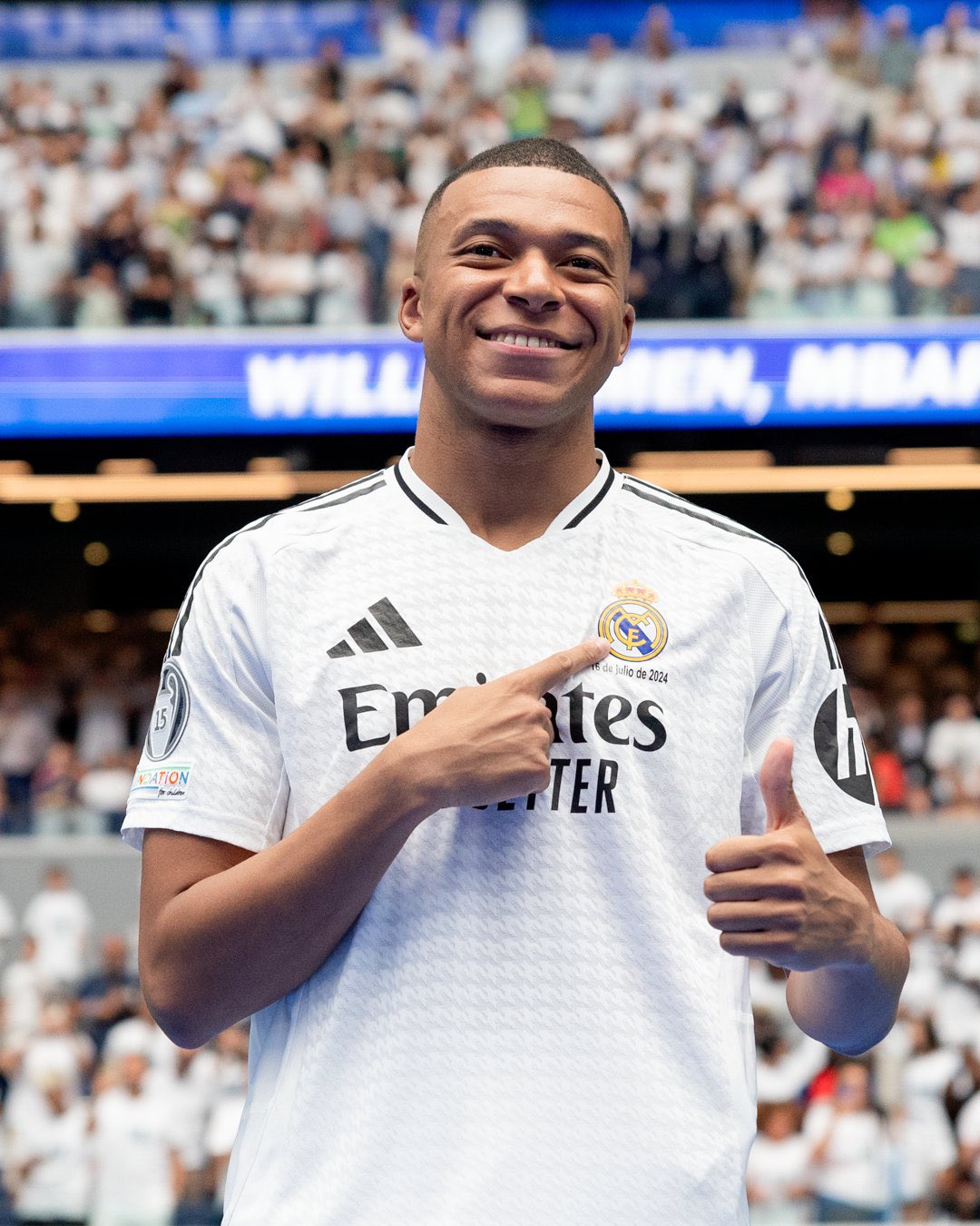 كورتوا يكشف تفاصيل جديدة عن نجم ريال مدريد الجديد