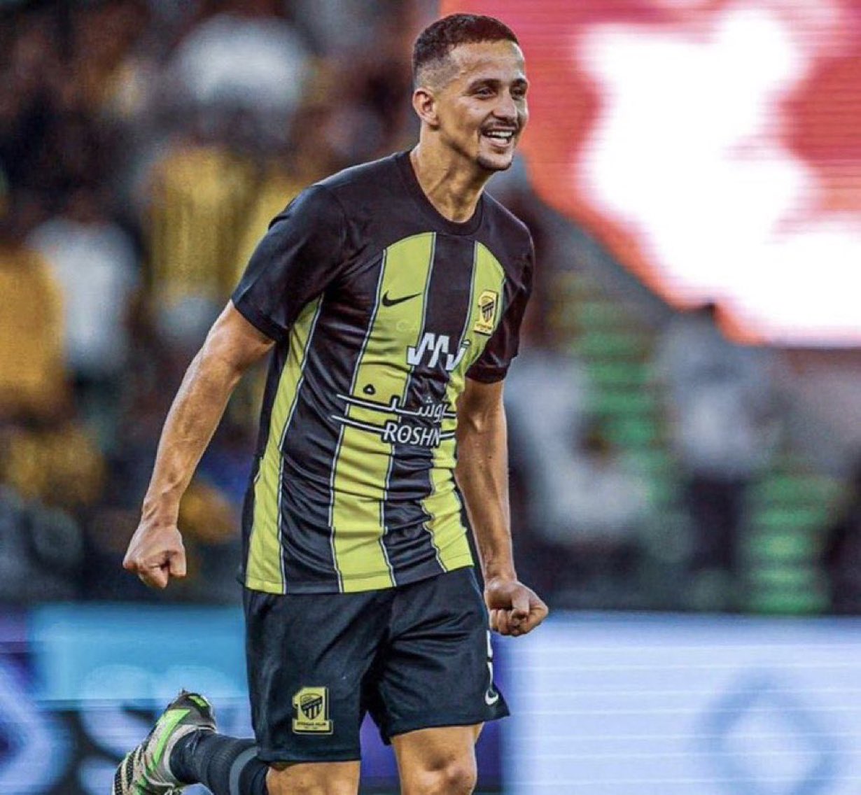 نيوكاسل يونايتد يقترب من التعاقد مع صخرة دفاع الاتحاد