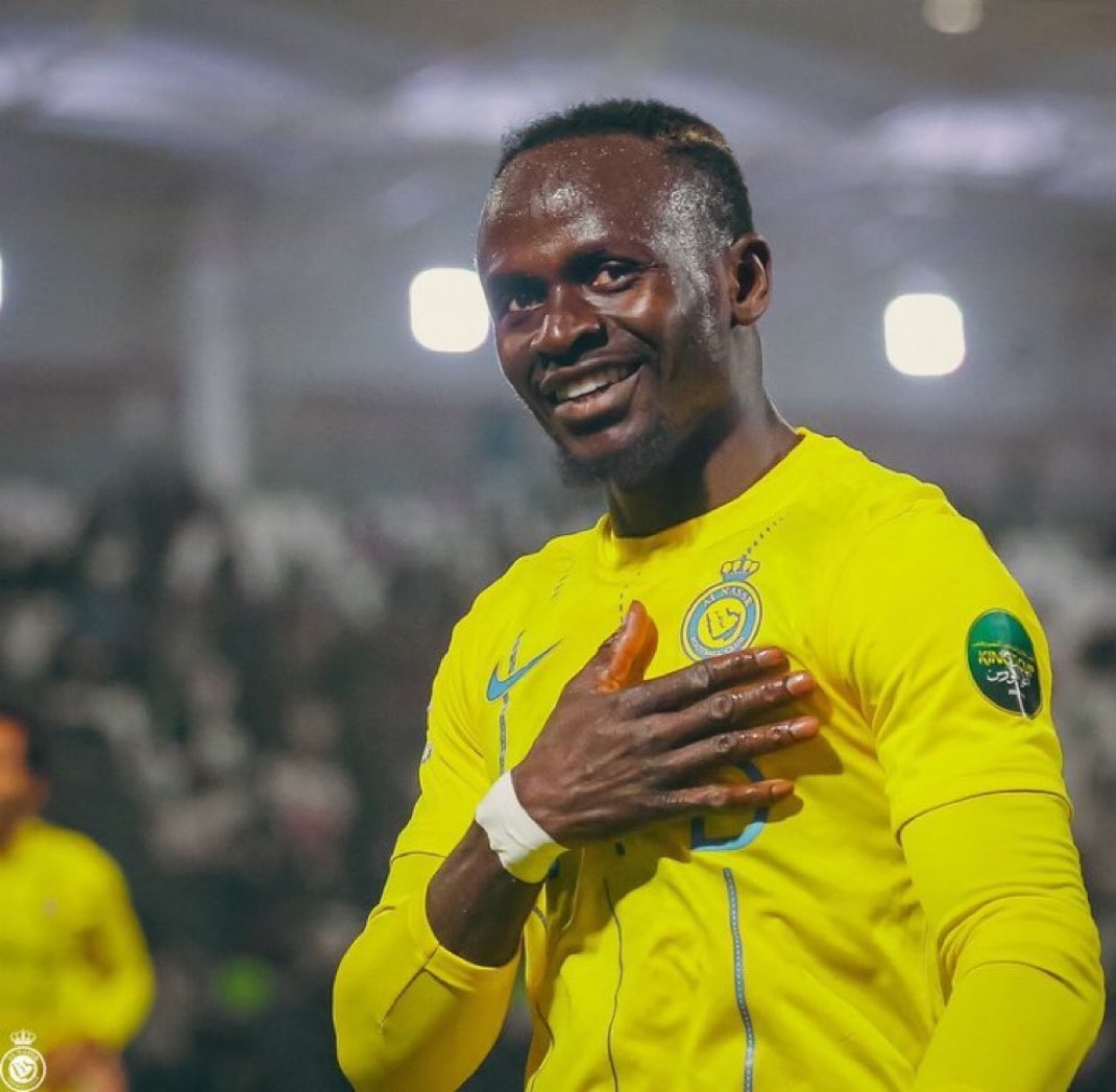 تفاصيل شروط النصر لإعارة ماني والعمري إلى الاتحاد